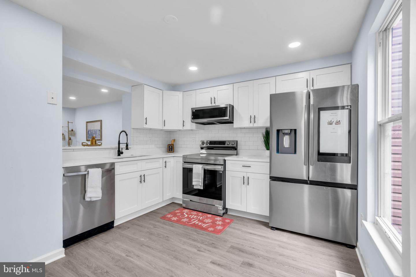 14680 STONE CROSSING CT, CENTREVILLE, Virginia 20120, 3 Bedrooms Bedrooms, 3 Rooms Rooms,3 BathroomsBathrooms,Residential,For sale,14680 STONE CROSSING CT,VAFX2244070 MLS # VAFX2244070