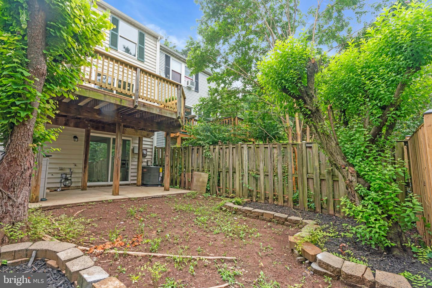 14680 STONE CROSSING CT, CENTREVILLE, Virginia 20120, 3 Bedrooms Bedrooms, 3 Rooms Rooms,3 BathroomsBathrooms,Residential,For sale,14680 STONE CROSSING CT,VAFX2244070 MLS # VAFX2244070