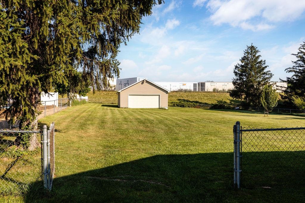 197 TINKLING SPRING RD, FISHERSVILLE, Virginia 22939, 4 Bedrooms Bedrooms, ,2 BathroomsBathrooms,Residential,Clatterbaugh,197 TINKLING SPRING RD,667287 MLS # 667287