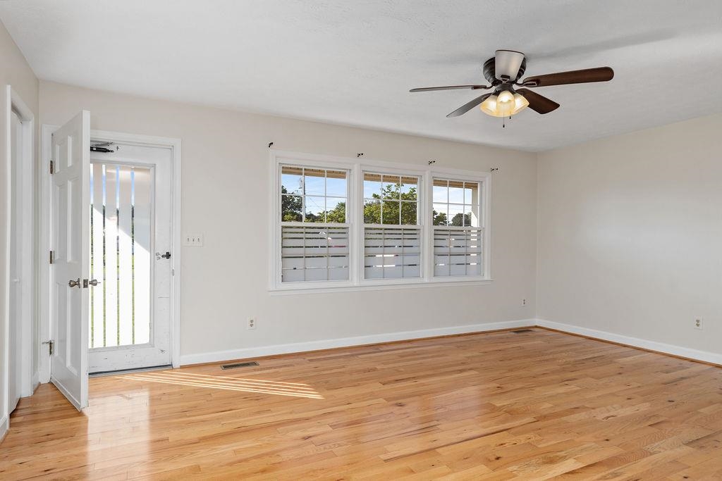 197 TINKLING SPRING RD, FISHERSVILLE, Virginia 22939, 4 Bedrooms Bedrooms, ,2 BathroomsBathrooms,Residential,Clatterbaugh,197 TINKLING SPRING RD,667287 MLS # 667287