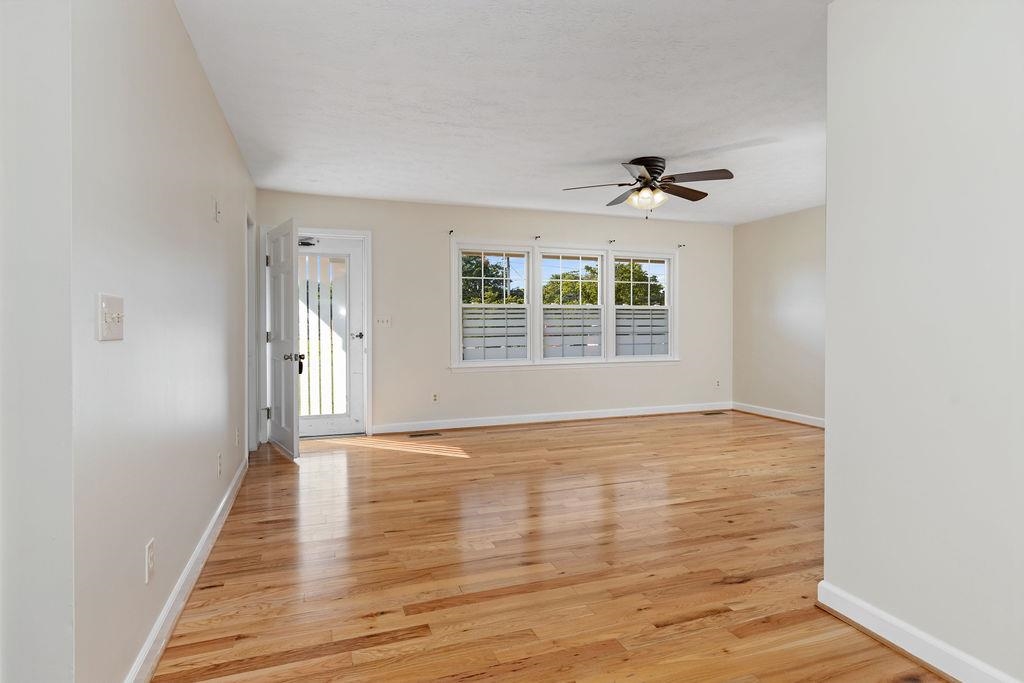 197 TINKLING SPRING RD, FISHERSVILLE, Virginia 22939, 4 Bedrooms Bedrooms, ,2 BathroomsBathrooms,Residential,Clatterbaugh,197 TINKLING SPRING RD,667287 MLS # 667287