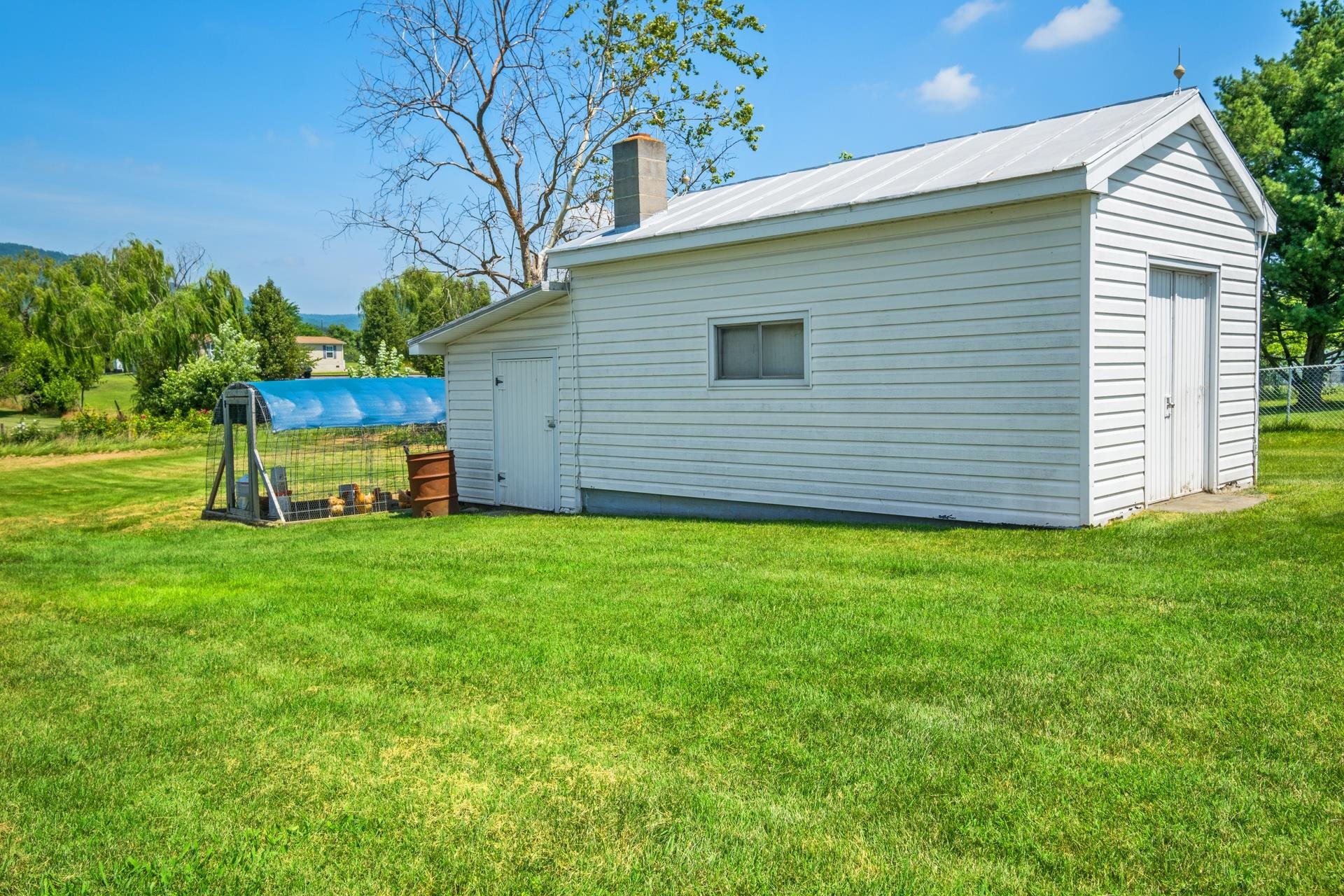 9133 MCGAHEYSVILLE RD, MCGAHEYSVILLE, Virginia 22840, 4 Bedrooms Bedrooms, ,3 BathroomsBathrooms,Residential,9133 MCGAHEYSVILLE RD,667289 MLS # 667289