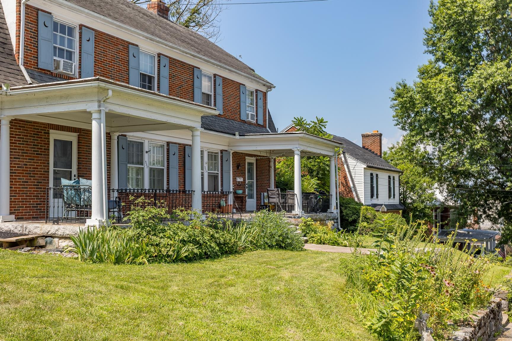 355-357 FRANKLIN ST, HARRISONBURG, Virginia 22801, 6 Bedrooms Bedrooms, ,2 BathroomsBathrooms,Residential,355-357 FRANKLIN ST,667291 MLS # 667291