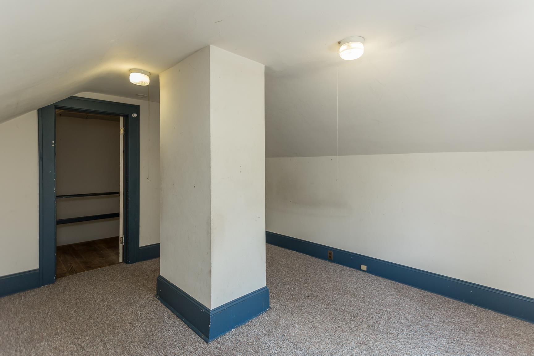 355-357 FRANKLIN ST, HARRISONBURG, Virginia 22801, 6 Bedrooms Bedrooms, ,2 BathroomsBathrooms,Residential,355-357 FRANKLIN ST,667291 MLS # 667291