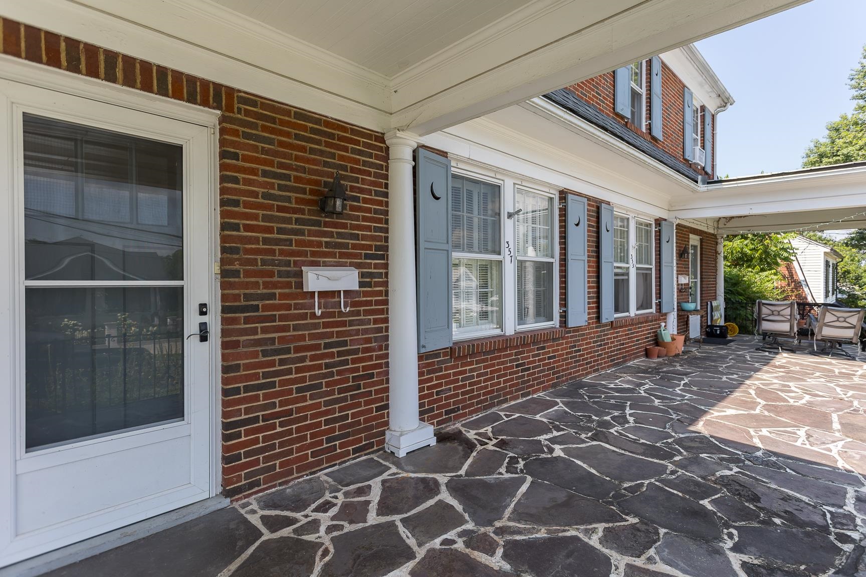 355-357 FRANKLIN ST, HARRISONBURG, Virginia 22801, 6 Bedrooms Bedrooms, ,2 BathroomsBathrooms,Residential,355-357 FRANKLIN ST,667291 MLS # 667291