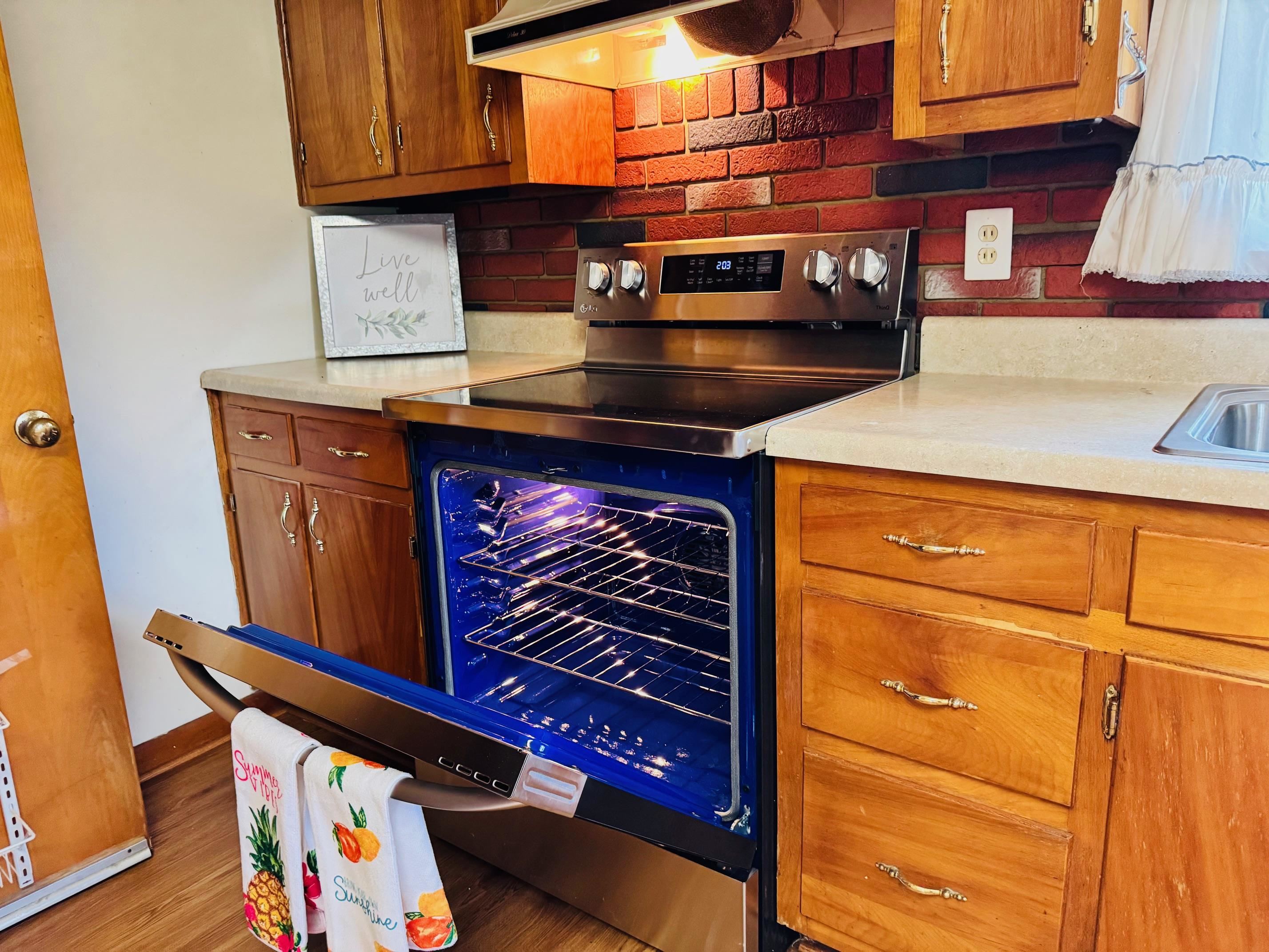 58 OLD HERMITAGE RD, WAYNESBORO, Virginia 22980, 3 Bedrooms Bedrooms, ,1 BathroomBathrooms,Residential,58 OLD HERMITAGE RD,667296 MLS # 667296
