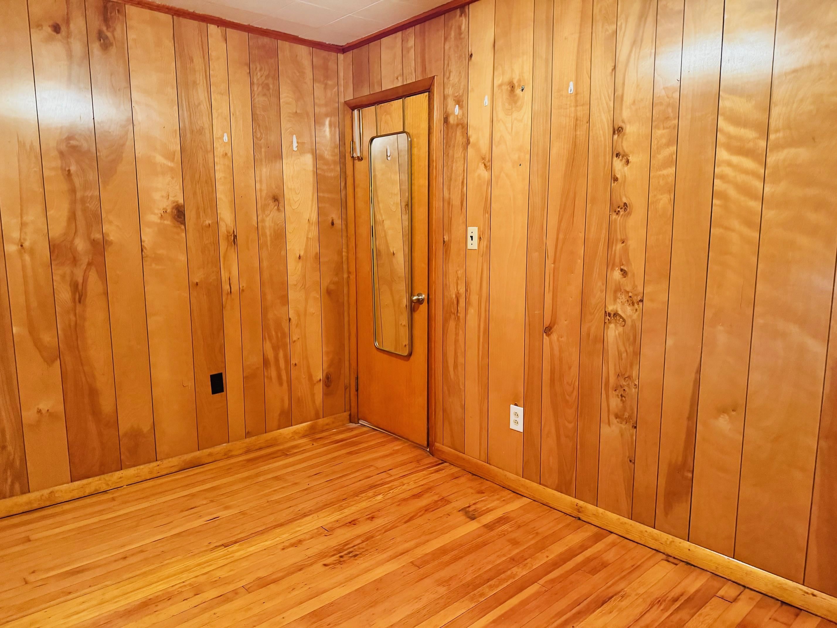 58 OLD HERMITAGE RD, WAYNESBORO, Virginia 22980, 3 Bedrooms Bedrooms, ,1 BathroomBathrooms,Residential,58 OLD HERMITAGE RD,667296 MLS # 667296
