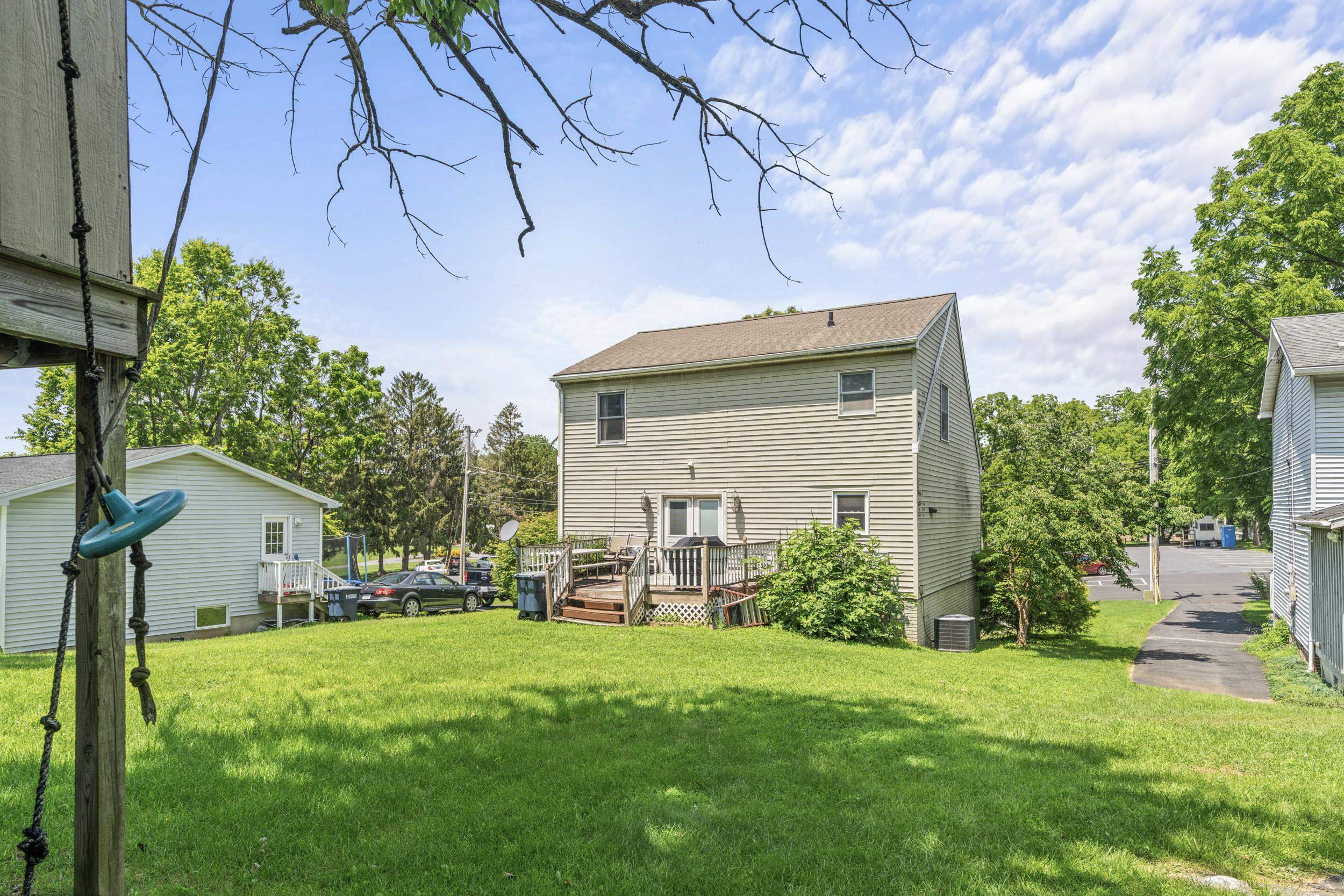 1526 HILLSIDE AVE, HARRISONBURG, Virginia 22801, 3 Bedrooms Bedrooms, ,2 BathroomsBathrooms,Residential,1526 HILLSIDE AVE,667301 MLS # 667301