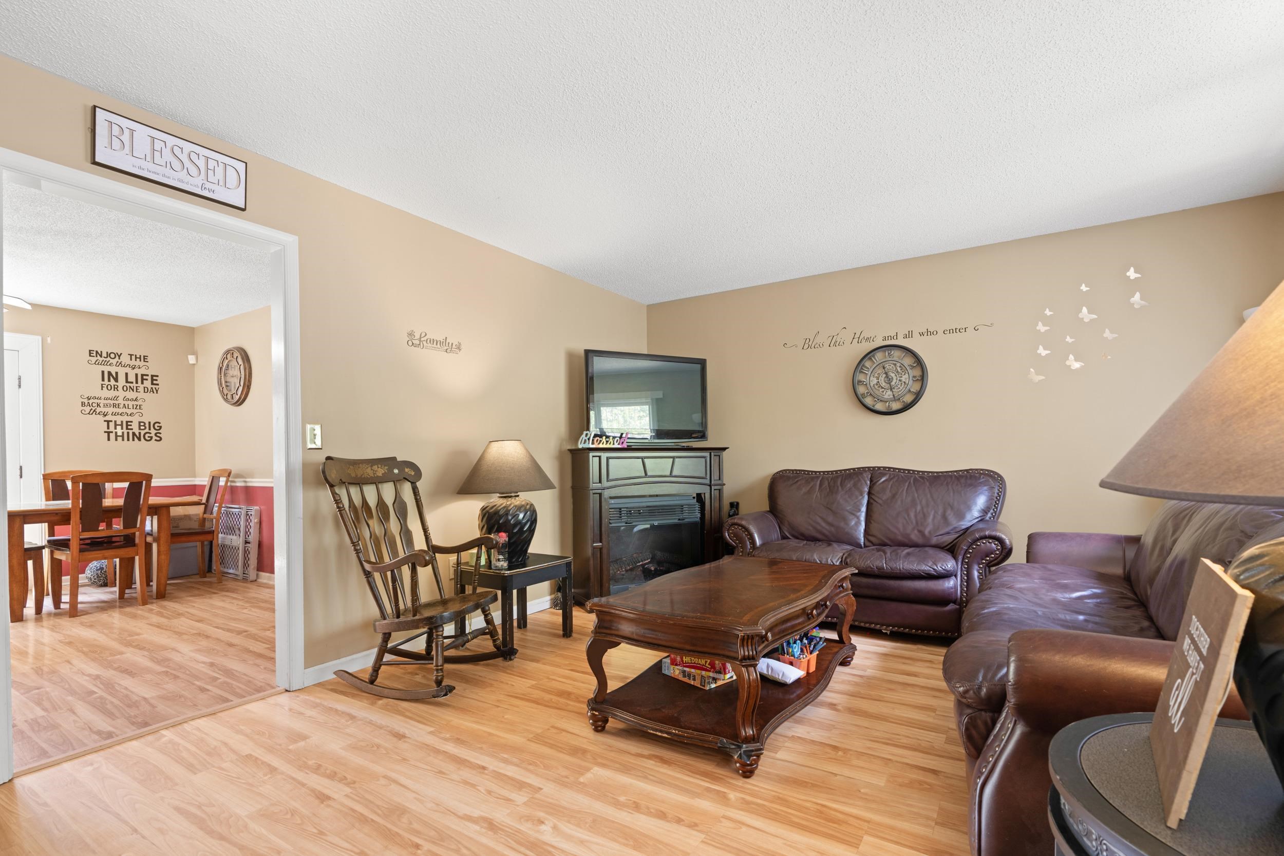 1526 HILLSIDE AVE, HARRISONBURG, Virginia 22801, 3 Bedrooms Bedrooms, ,2 BathroomsBathrooms,Residential,1526 HILLSIDE AVE,667301 MLS # 667301