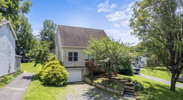 1526 HILLSIDE AVE, HARRISONBURG, Virginia 22801, 3 Bedrooms Bedrooms, ,2 BathroomsBathrooms,Residential,1526 HILLSIDE AVE,667301 MLS # 667301
