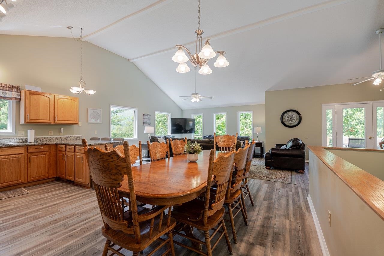 4070 PALMER RD, MCGAHEYSVILLE, Virginia 22840, 6 Bedrooms Bedrooms, ,4 BathroomsBathrooms,Residential,4070 PALMER RD,667302 MLS # 667302