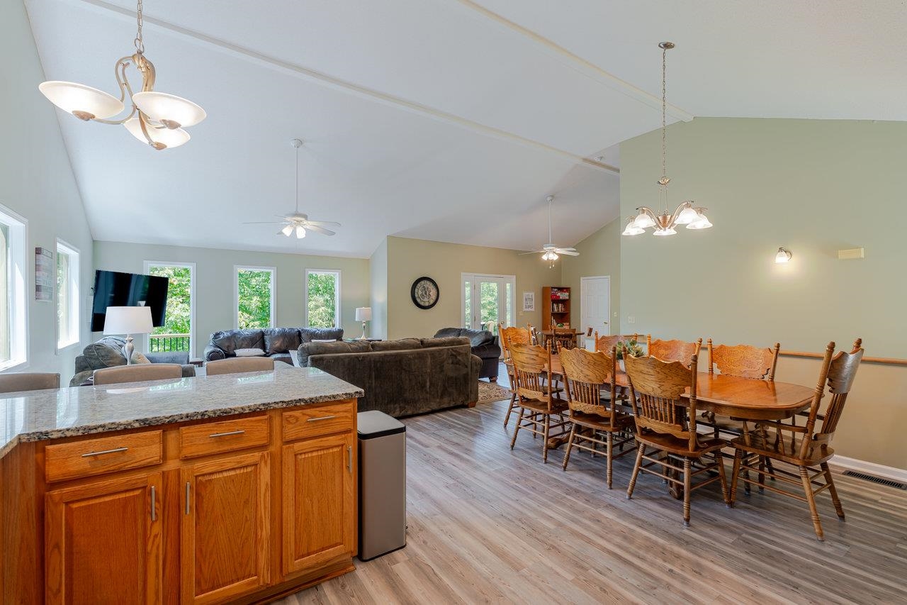 4070 PALMER RD, MCGAHEYSVILLE, Virginia 22840, 6 Bedrooms Bedrooms, ,4 BathroomsBathrooms,Residential,4070 PALMER RD,667302 MLS # 667302
