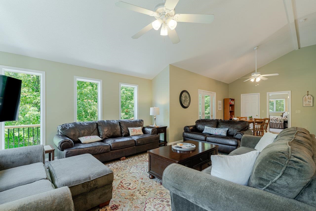 4070 PALMER RD, MCGAHEYSVILLE, Virginia 22840, 6 Bedrooms Bedrooms, ,4 BathroomsBathrooms,Residential,4070 PALMER RD,667302 MLS # 667302