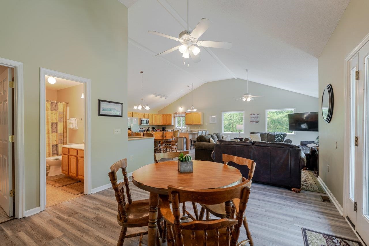 4070 PALMER RD, MCGAHEYSVILLE, Virginia 22840, 6 Bedrooms Bedrooms, ,4 BathroomsBathrooms,Residential,4070 PALMER RD,667302 MLS # 667302