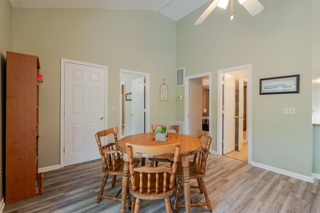 4070 PALMER RD, MCGAHEYSVILLE, Virginia 22840, 6 Bedrooms Bedrooms, ,4 BathroomsBathrooms,Residential,4070 PALMER RD,667302 MLS # 667302