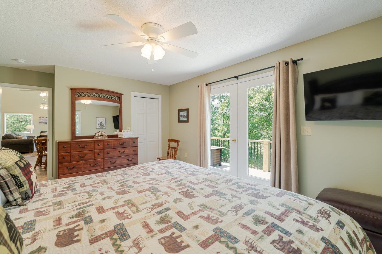 4070 PALMER RD, MCGAHEYSVILLE, Virginia 22840, 6 Bedrooms Bedrooms, ,4 BathroomsBathrooms,Residential,4070 PALMER RD,667302 MLS # 667302