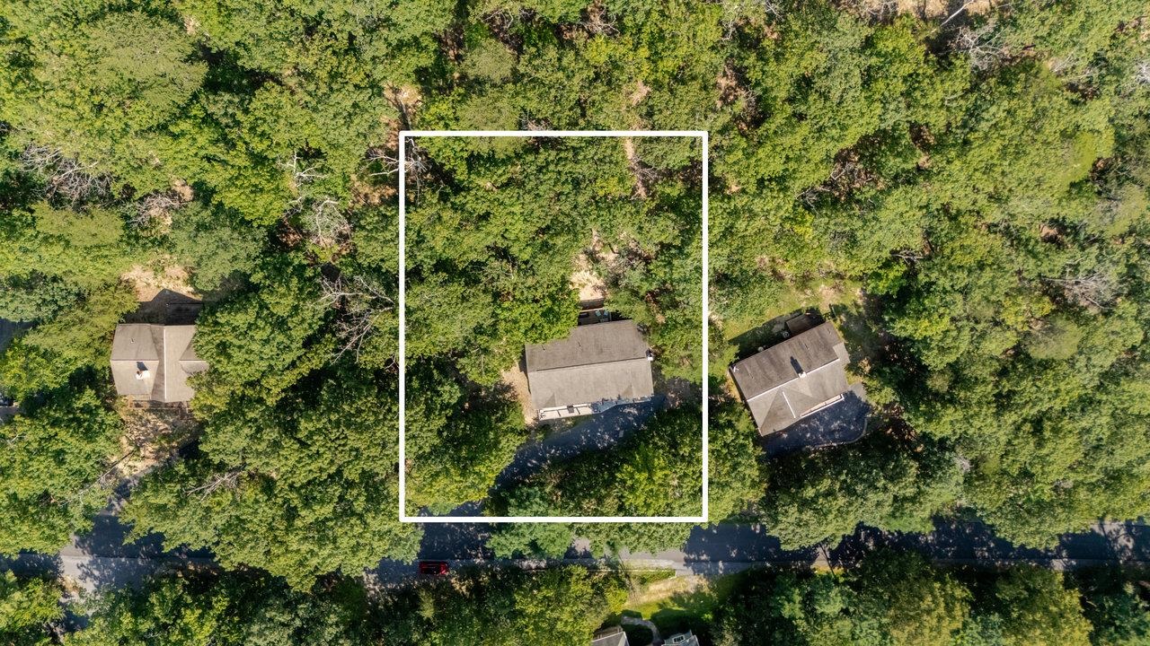 4070 PALMER RD, MCGAHEYSVILLE, Virginia 22840, 6 Bedrooms Bedrooms, ,4 BathroomsBathrooms,Residential,4070 PALMER RD,667302 MLS # 667302