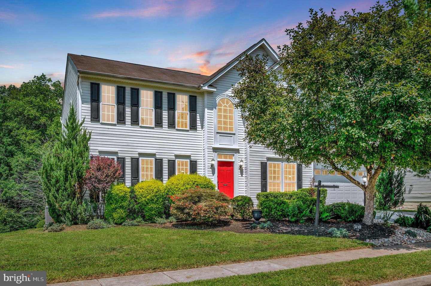 17698 AVENEL LN, DUMFRIES, Virginia 22026, 5 Bedrooms Bedrooms, ,3 BathroomsBathrooms,Residential,For sale,17698 AVENEL LN,VAPW2098352 MLS # VAPW2098352