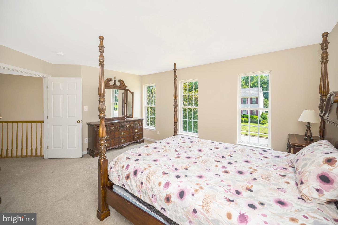 17698 AVENEL LN, DUMFRIES, Virginia 22026, 5 Bedrooms Bedrooms, ,3 BathroomsBathrooms,Residential,For sale,17698 AVENEL LN,VAPW2098352 MLS # VAPW2098352