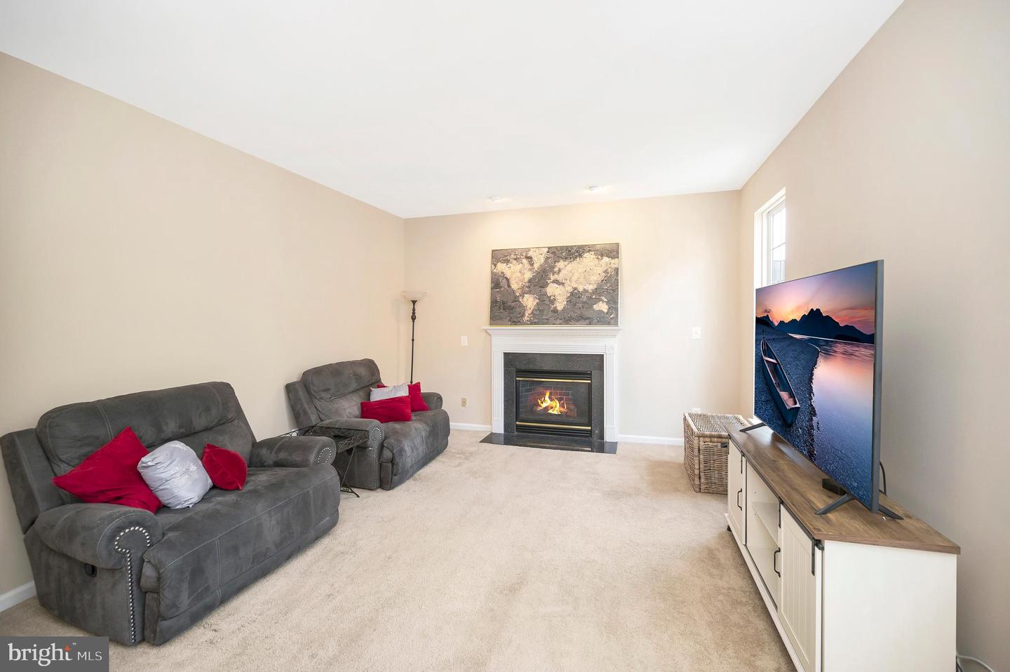 17698 AVENEL LN, DUMFRIES, Virginia 22026, 5 Bedrooms Bedrooms, ,3 BathroomsBathrooms,Residential,For sale,17698 AVENEL LN,VAPW2098352 MLS # VAPW2098352