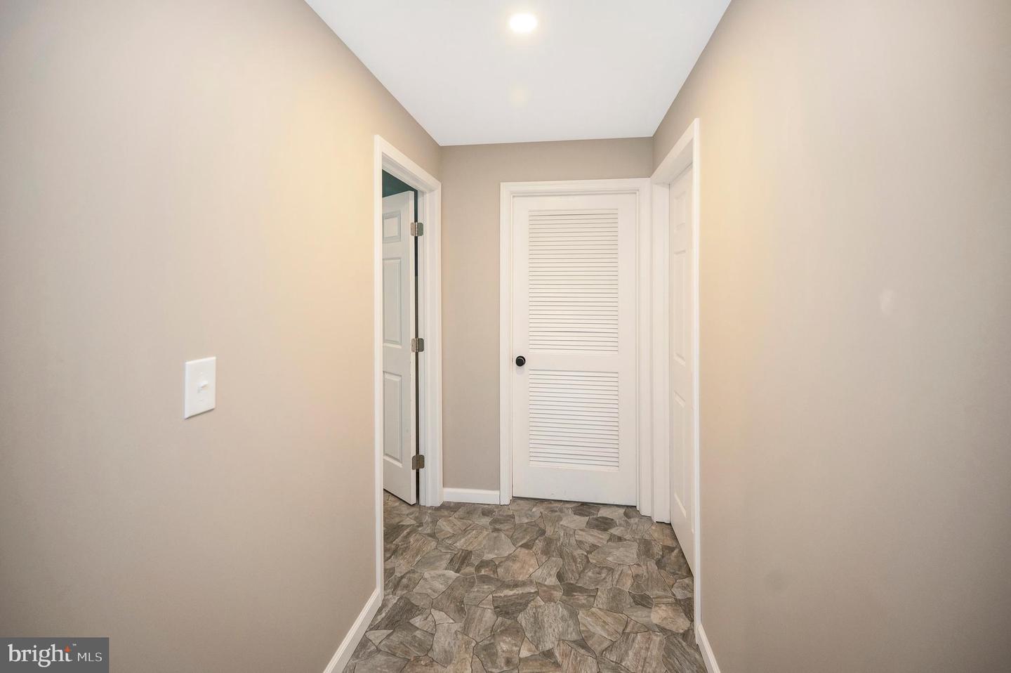 17698 AVENEL LN, DUMFRIES, Virginia 22026, 5 Bedrooms Bedrooms, ,3 BathroomsBathrooms,Residential,For sale,17698 AVENEL LN,VAPW2098352 MLS # VAPW2098352