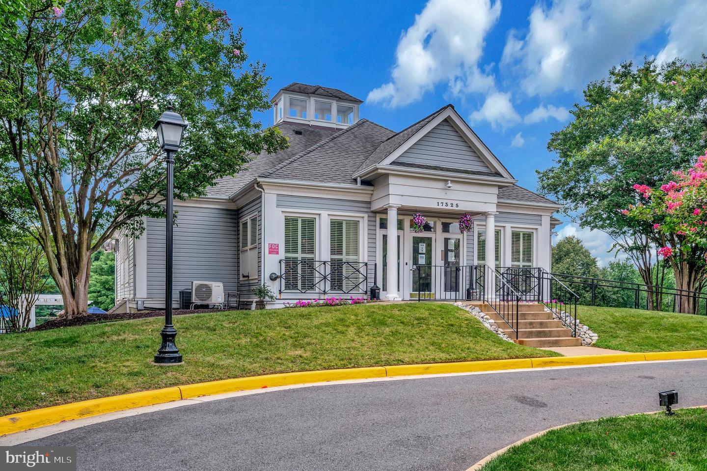 17698 AVENEL LN, DUMFRIES, Virginia 22026, 5 Bedrooms Bedrooms, ,3 BathroomsBathrooms,Residential,For sale,17698 AVENEL LN,VAPW2098352 MLS # VAPW2098352