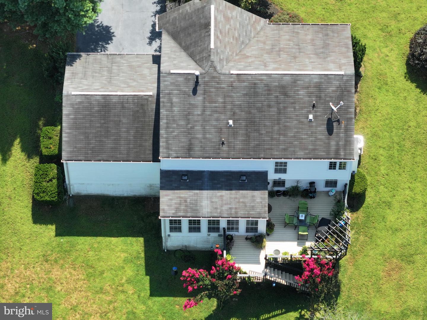 17698 AVENEL LN, DUMFRIES, Virginia 22026, 5 Bedrooms Bedrooms, ,3 BathroomsBathrooms,Residential,For sale,17698 AVENEL LN,VAPW2098352 MLS # VAPW2098352