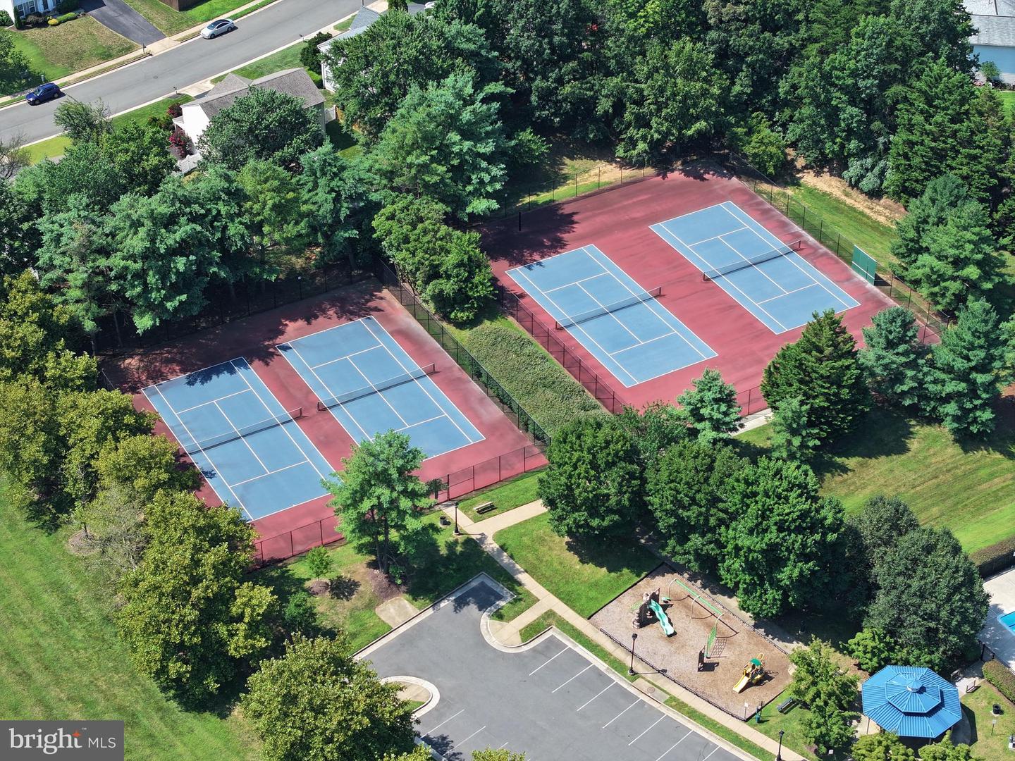 17698 AVENEL LN, DUMFRIES, Virginia 22026, 5 Bedrooms Bedrooms, ,3 BathroomsBathrooms,Residential,For sale,17698 AVENEL LN,VAPW2098352 MLS # VAPW2098352