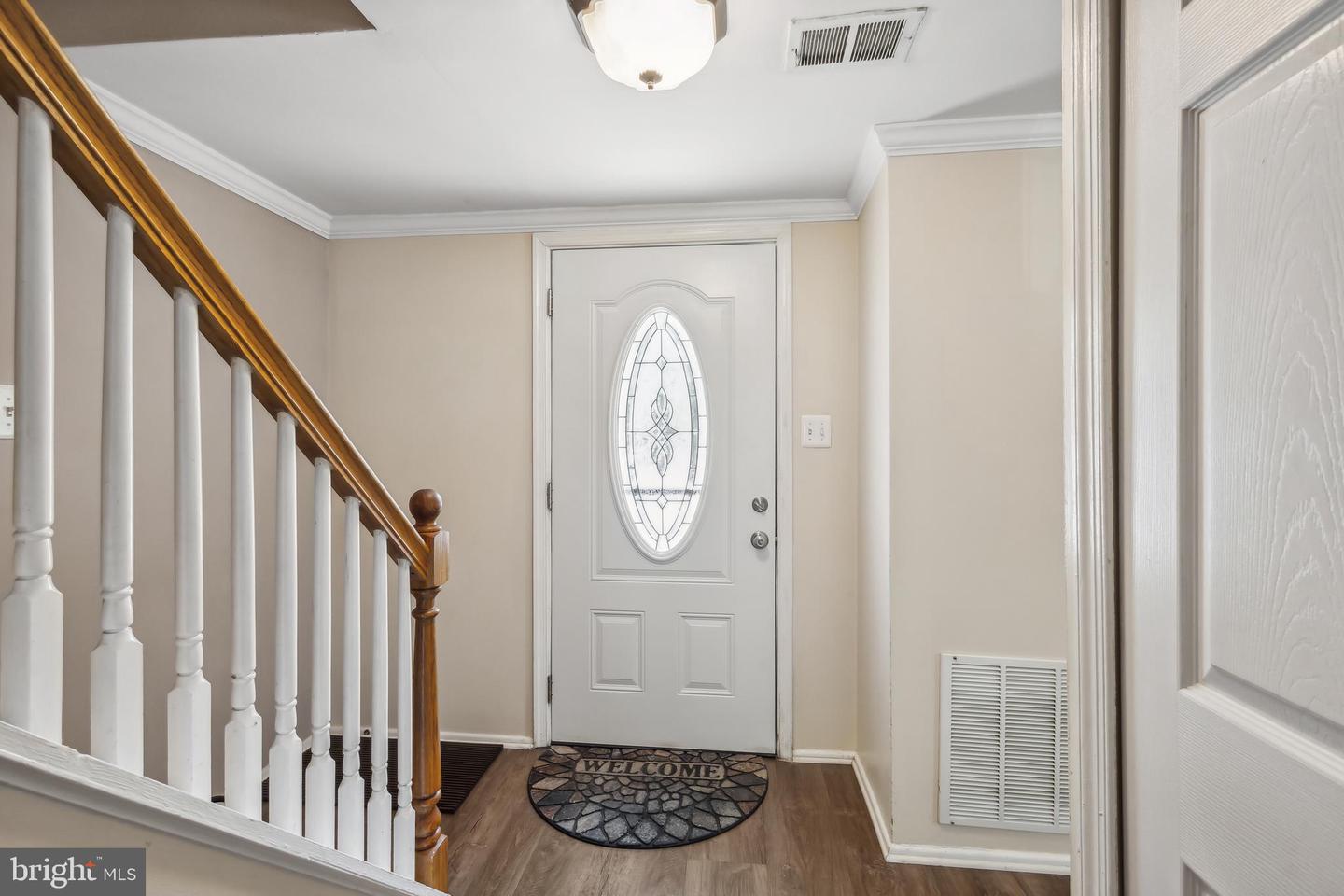 8456 KITCHENER DR, SPRINGFIELD, Virginia 22153, 4 Bedrooms Bedrooms, ,3 BathroomsBathrooms,Residential,For sale,8456 KITCHENER DR,VAFX2254352 MLS # VAFX2254352