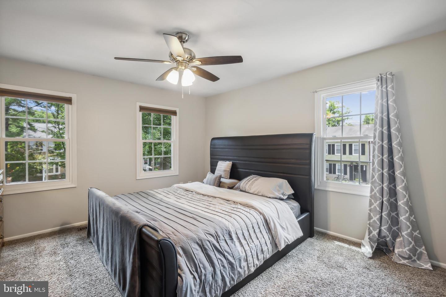 8456 KITCHENER DR, SPRINGFIELD, Virginia 22153, 4 Bedrooms Bedrooms, ,3 BathroomsBathrooms,Residential,For sale,8456 KITCHENER DR,VAFX2254352 MLS # VAFX2254352