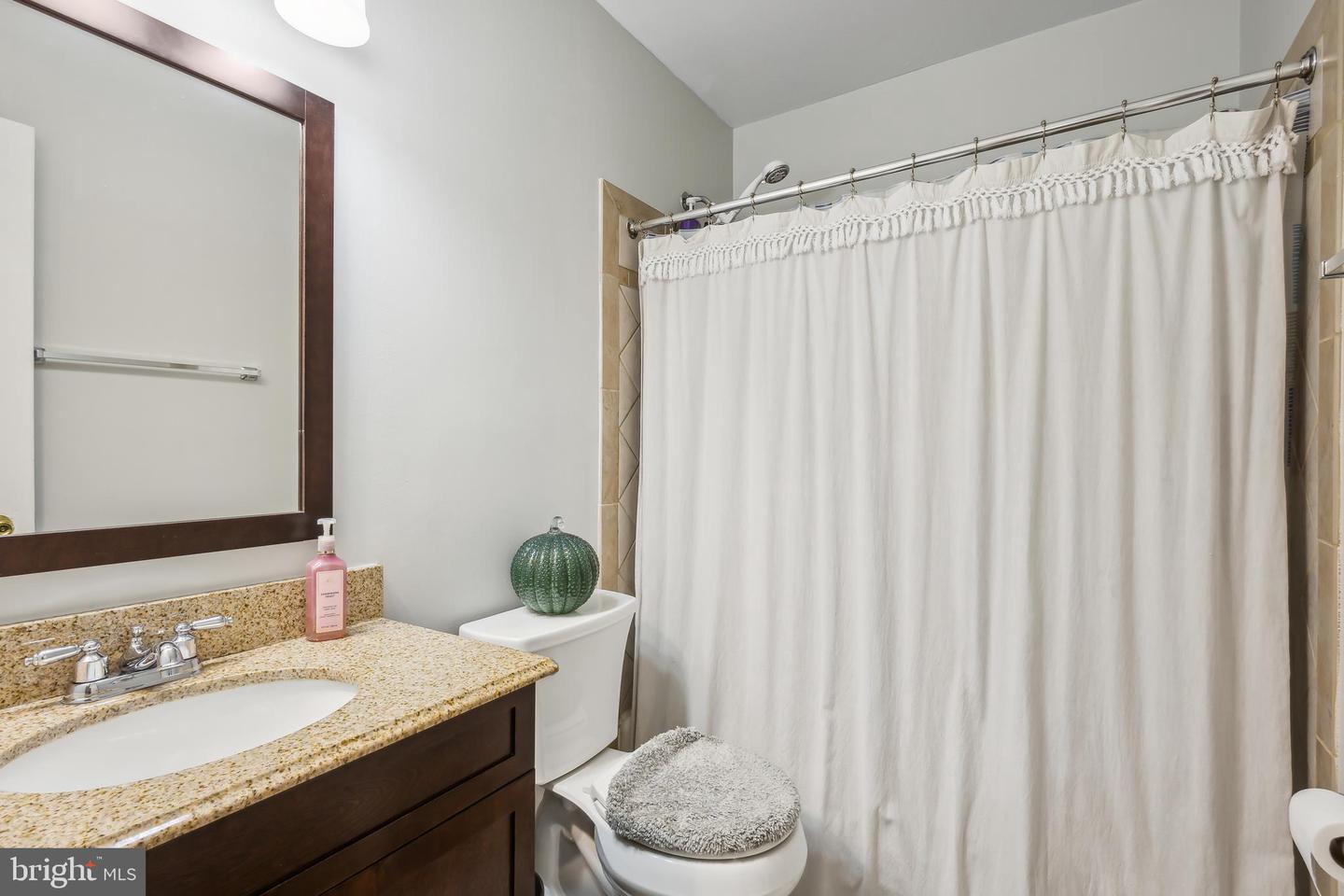 8456 KITCHENER DR, SPRINGFIELD, Virginia 22153, 4 Bedrooms Bedrooms, ,3 BathroomsBathrooms,Residential,For sale,8456 KITCHENER DR,VAFX2254352 MLS # VAFX2254352