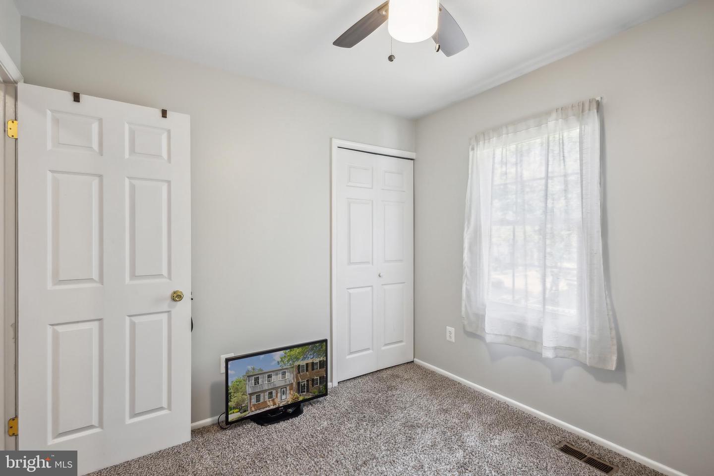 8456 KITCHENER DR, SPRINGFIELD, Virginia 22153, 4 Bedrooms Bedrooms, ,3 BathroomsBathrooms,Residential,For sale,8456 KITCHENER DR,VAFX2254352 MLS # VAFX2254352