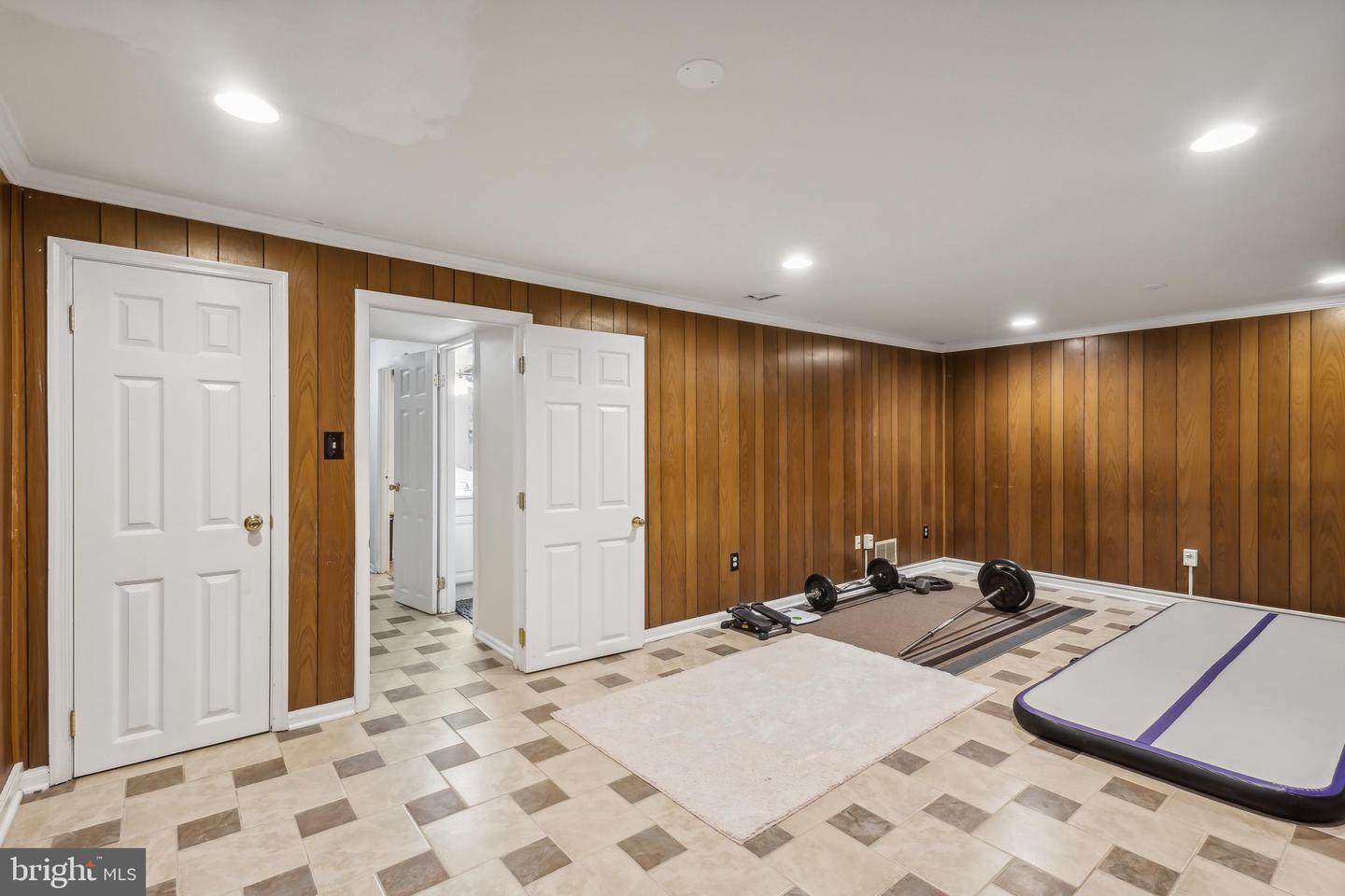 8456 KITCHENER DR, SPRINGFIELD, Virginia 22153, 4 Bedrooms Bedrooms, ,3 BathroomsBathrooms,Residential,For sale,8456 KITCHENER DR,VAFX2254352 MLS # VAFX2254352