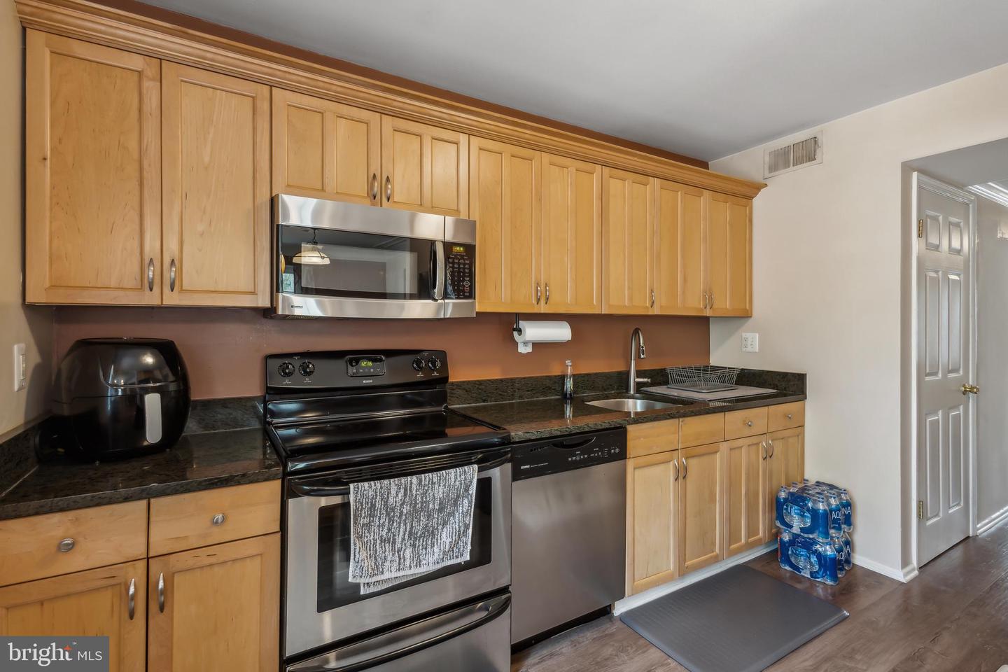 8456 KITCHENER DR, SPRINGFIELD, Virginia 22153, 4 Bedrooms Bedrooms, ,3 BathroomsBathrooms,Residential,For sale,8456 KITCHENER DR,VAFX2254352 MLS # VAFX2254352
