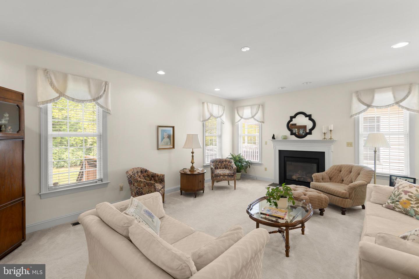 143 HARVEST RIDGE DR, WINCHESTER, Virginia 22601, 3 Bedrooms Bedrooms, ,2 BathroomsBathrooms,Residential,For sale,143 HARVEST RIDGE DR,VAFV2035410 MLS # VAFV2035410