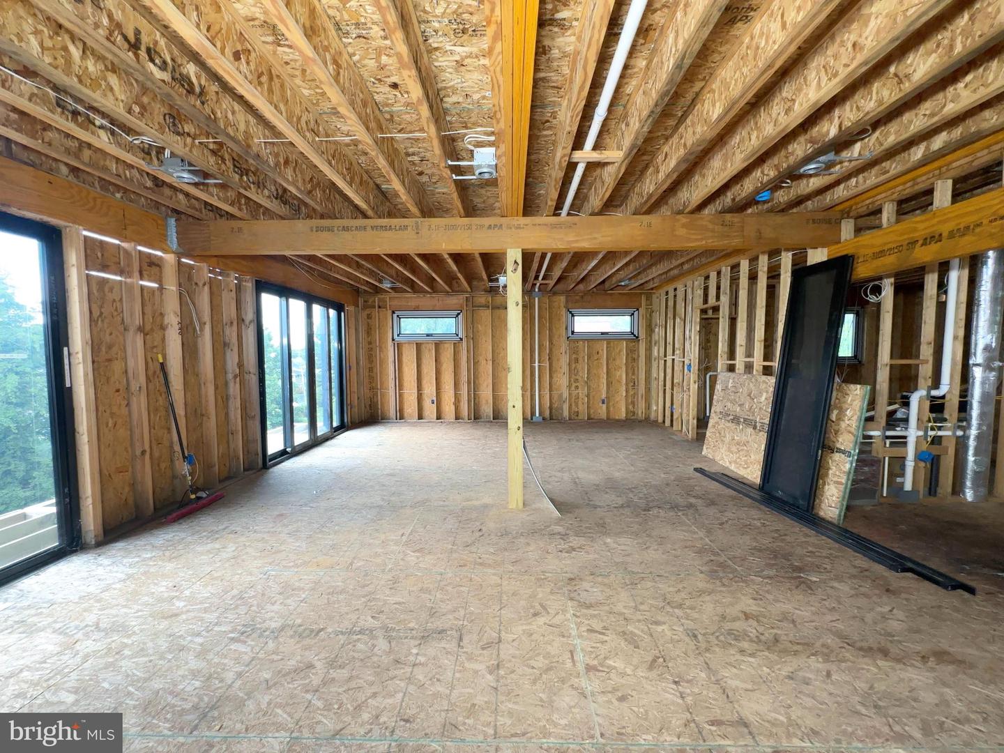 1261 KEARNY ST NE, WASHINGTON, District Of Columbia 20017, 6 Bedrooms Bedrooms, 17 Rooms Rooms,5 BathroomsBathrooms,Residential,For sale,1261 KEARNY ST NE,DCDC2211210 MLS # DCDC2211210