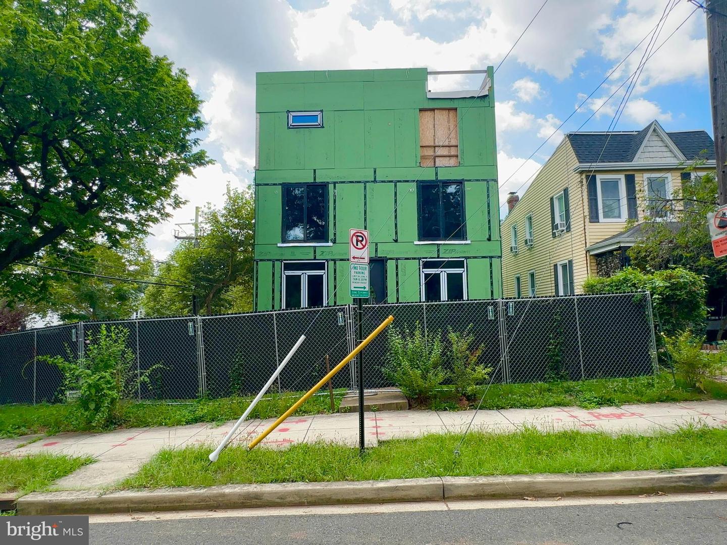 1261 KEARNY ST NE, WASHINGTON, District Of Columbia 20017, 6 Bedrooms Bedrooms, 17 Rooms Rooms,5 BathroomsBathrooms,Residential,For sale,1261 KEARNY ST NE,DCDC2211210 MLS # DCDC2211210