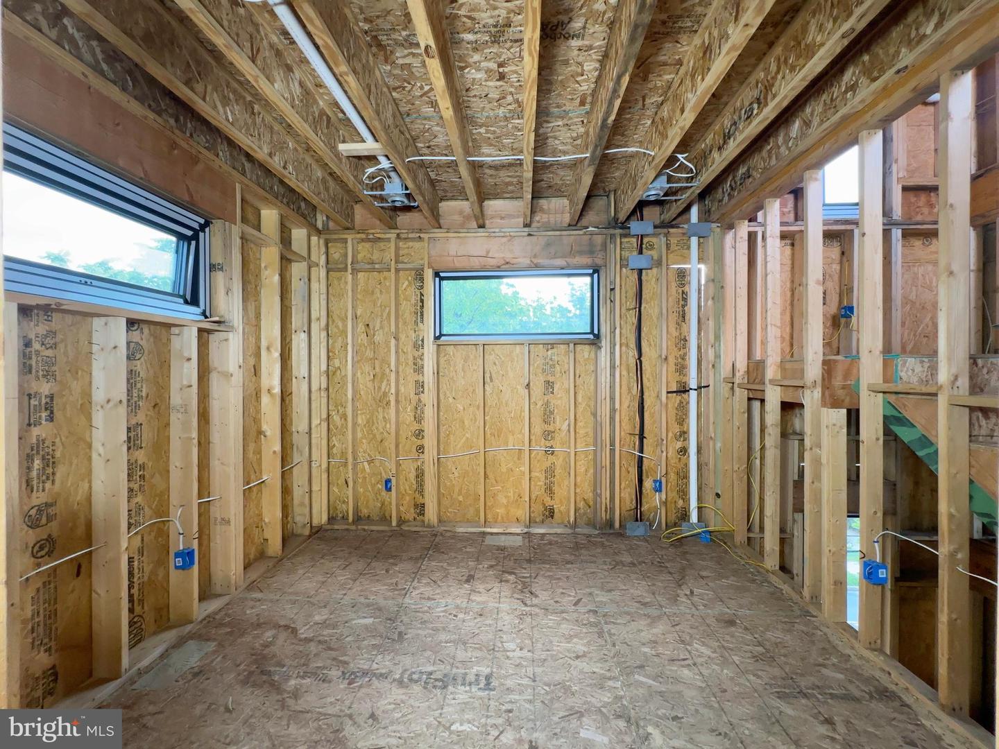 1261 KEARNY ST NE, WASHINGTON, District Of Columbia 20017, 6 Bedrooms Bedrooms, 17 Rooms Rooms,5 BathroomsBathrooms,Residential,For sale,1261 KEARNY ST NE,DCDC2211210 MLS # DCDC2211210