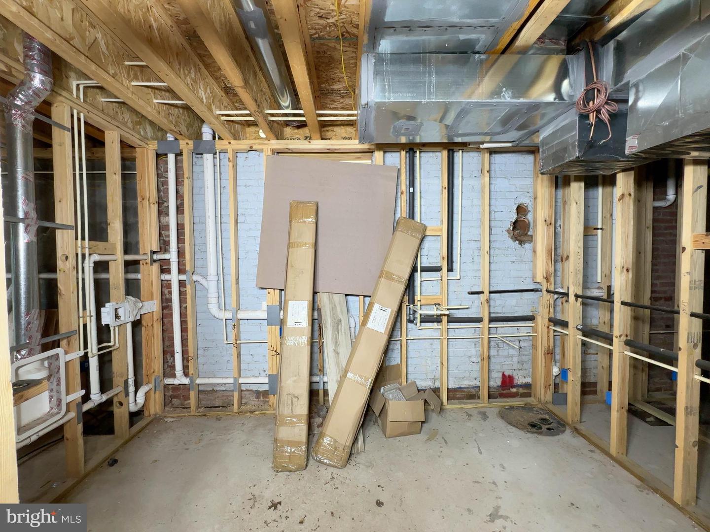 1261 KEARNY ST NE, WASHINGTON, District Of Columbia 20017, 6 Bedrooms Bedrooms, 17 Rooms Rooms,5 BathroomsBathrooms,Residential,For sale,1261 KEARNY ST NE,DCDC2211210 MLS # DCDC2211210