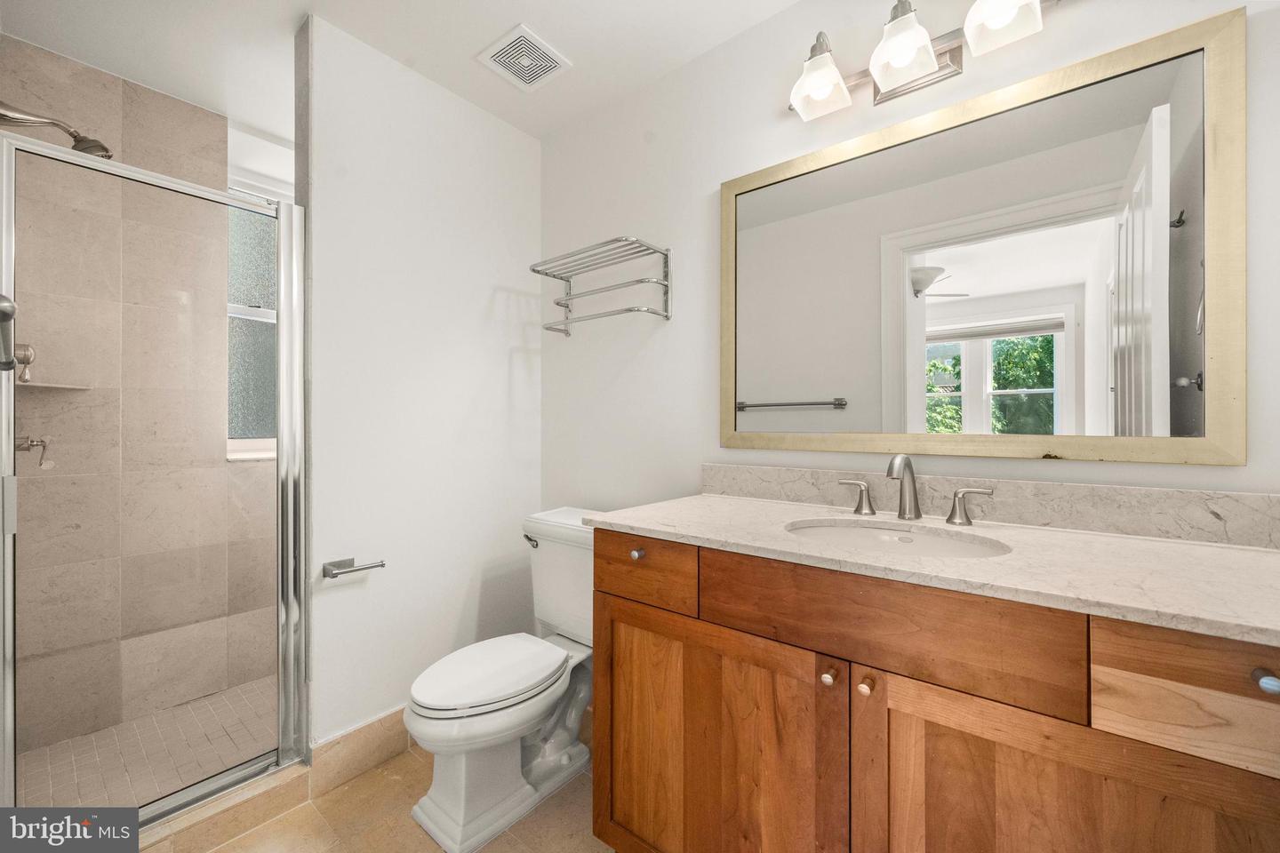 1750 16TH ST NW #52, WASHINGTON, District Of Columbia 20009, 2 Bedrooms Bedrooms, ,2 BathroomsBathrooms,Residential,For sale,1750 16TH ST NW #52,DCDC2211330 MLS # DCDC2211330