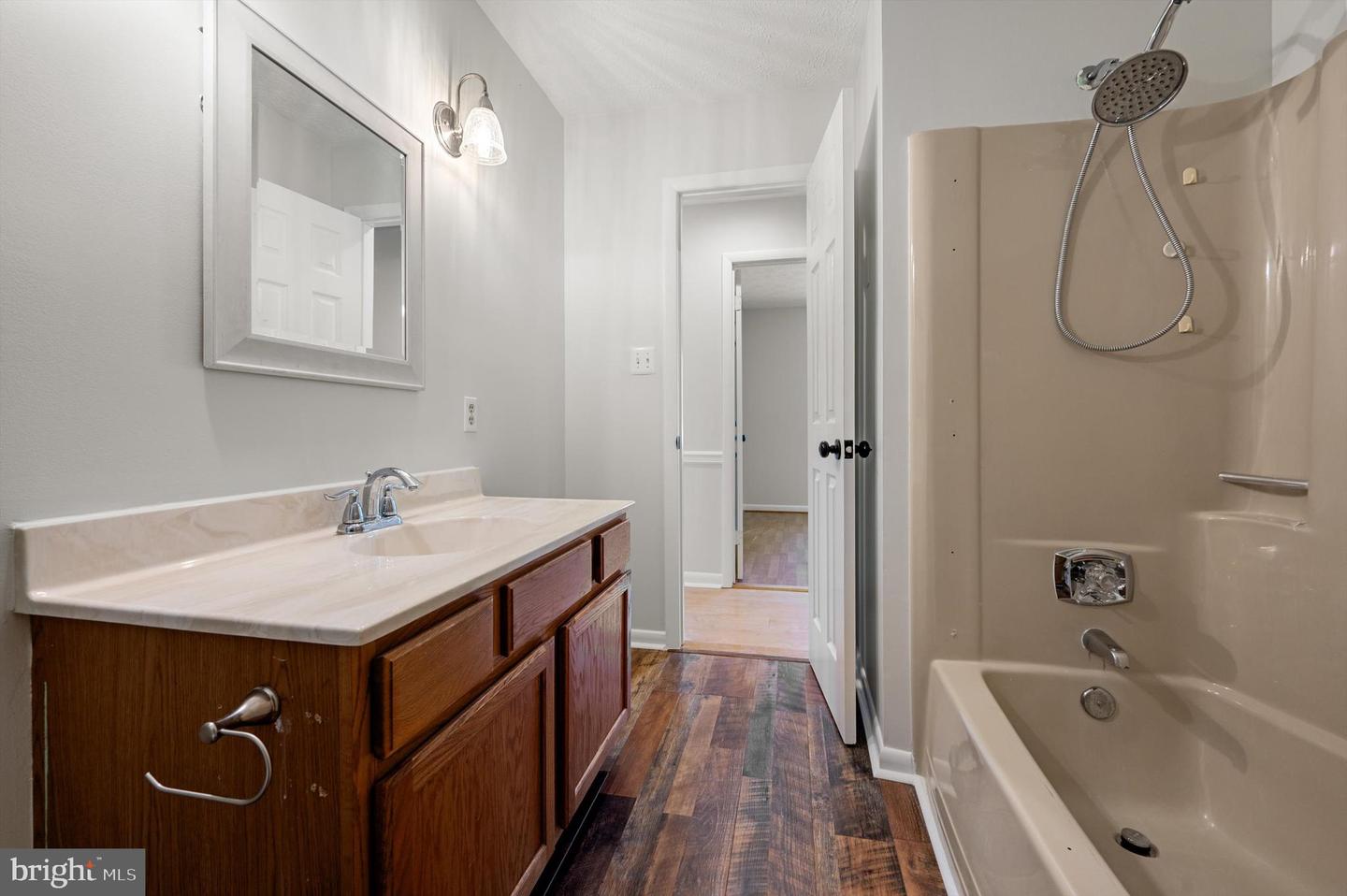 208 WYTHE AVE, STEPHENS CITY, Virginia 22655, 3 Bedrooms Bedrooms, ,2 BathroomsBathrooms,Residential,For sale,208 WYTHE AVE,VAFV2035656 MLS # VAFV2035656