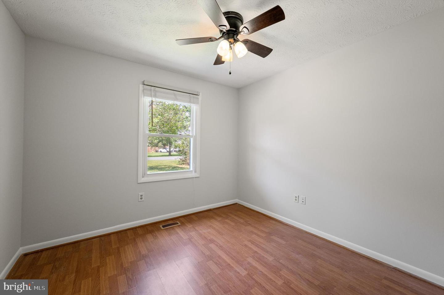 208 WYTHE AVE, STEPHENS CITY, Virginia 22655, 3 Bedrooms Bedrooms, ,2 BathroomsBathrooms,Residential,For sale,208 WYTHE AVE,VAFV2035656 MLS # VAFV2035656