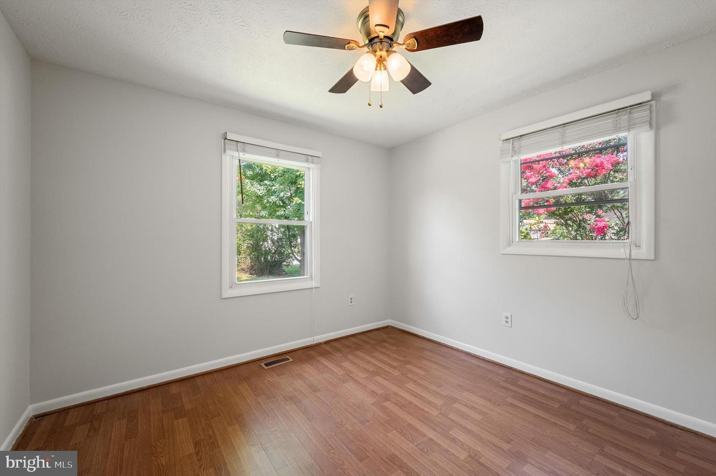 208 WYTHE AVE, STEPHENS CITY, Virginia 22655, 3 Bedrooms Bedrooms, ,2 BathroomsBathrooms,Residential,For sale,208 WYTHE AVE,VAFV2035656 MLS # VAFV2035656