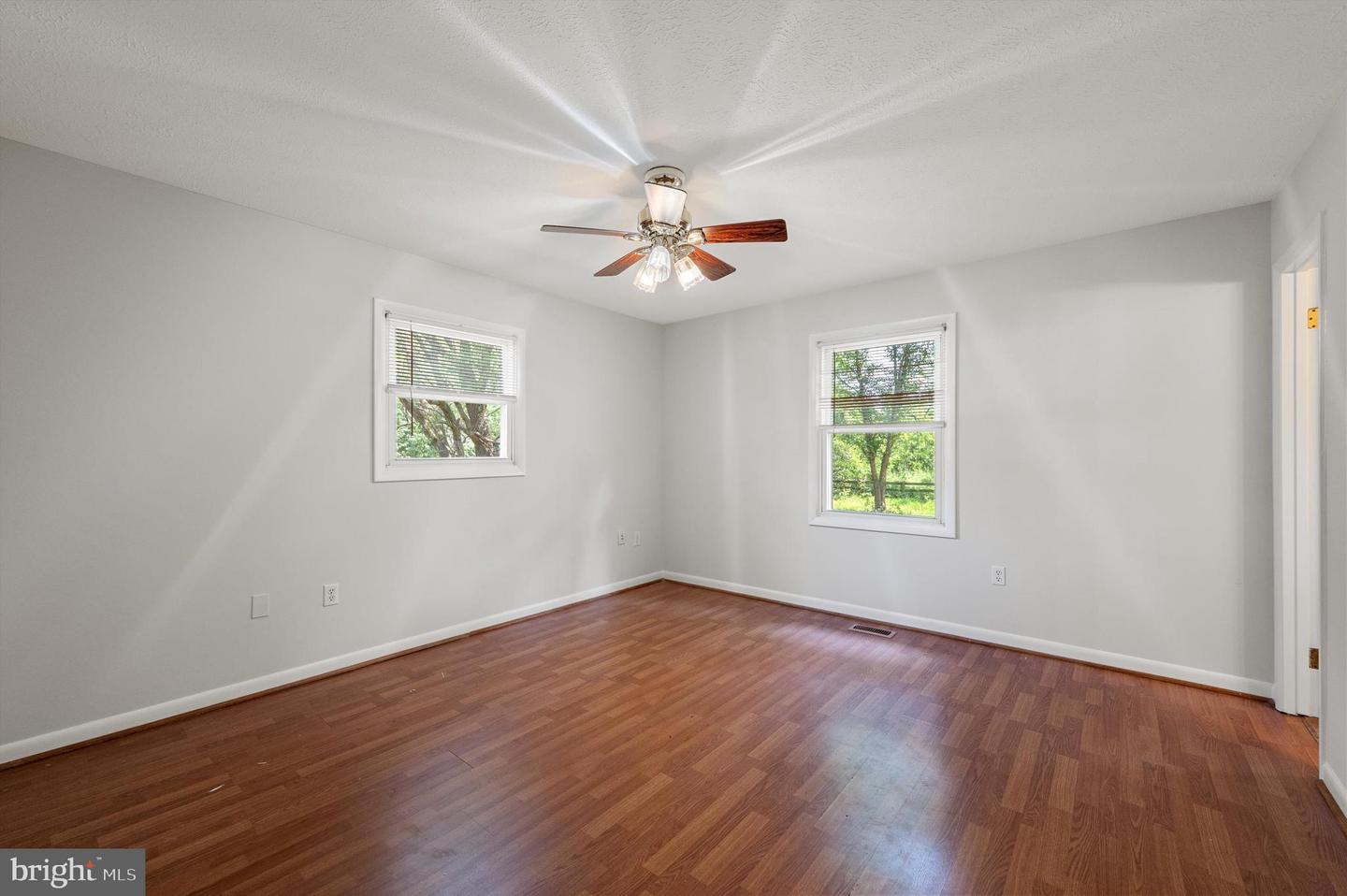 208 WYTHE AVE, STEPHENS CITY, Virginia 22655, 3 Bedrooms Bedrooms, ,2 BathroomsBathrooms,Residential,For sale,208 WYTHE AVE,VAFV2035656 MLS # VAFV2035656