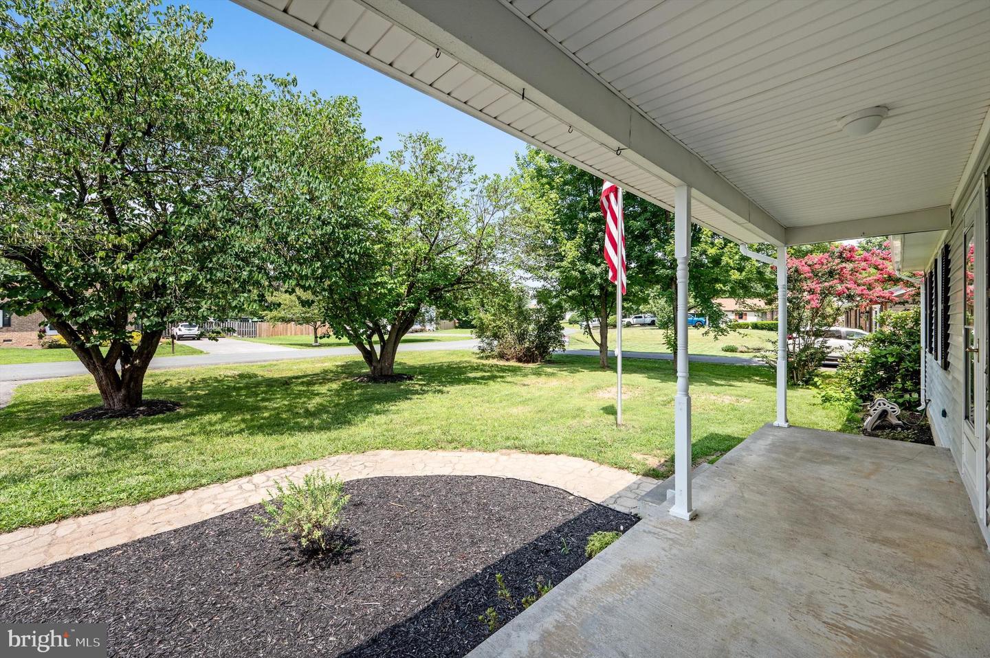 208 WYTHE AVE, STEPHENS CITY, Virginia 22655, 3 Bedrooms Bedrooms, ,2 BathroomsBathrooms,Residential,For sale,208 WYTHE AVE,VAFV2035656 MLS # VAFV2035656
