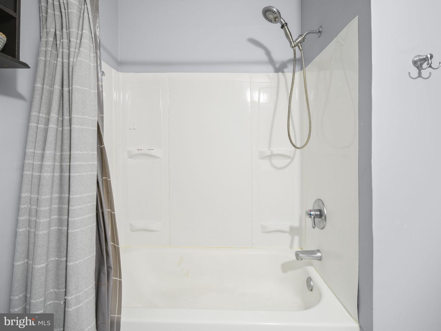 8057 PANTANO PL, ALEXANDRIA, Virginia 22309, 2 Bedrooms Bedrooms, ,1 BathroomBathrooms,Residential,For sale,8057 PANTANO PL,VAFX2257604 MLS # VAFX2257604