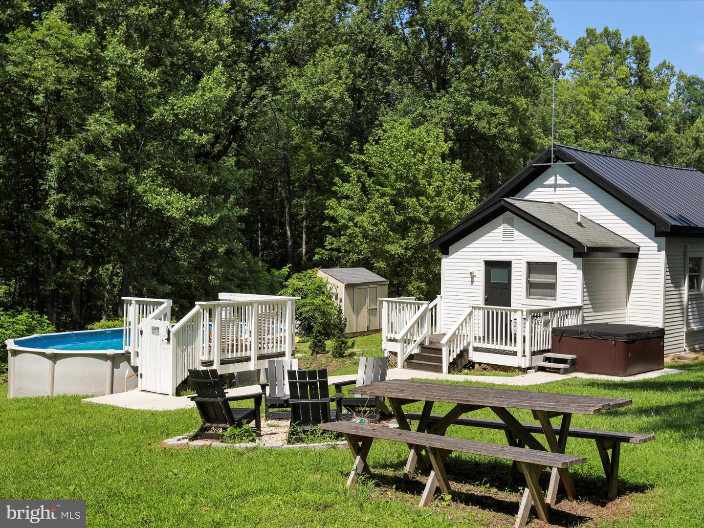 3692 CHERRY HILL RD, LINDEN, Virginia 22642, 2 Bedrooms Bedrooms, ,1 BathroomBathrooms,Residential,For sale,3692 CHERRY HILL RD,VAFQ2017626 MLS # VAFQ2017626