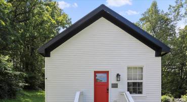 3692 CHERRY HILL RD, LINDEN, Virginia 22642, 2 Bedrooms Bedrooms, ,1 BathroomBathrooms,Residential,For sale,3692 CHERRY HILL RD,VAFQ2017626 MLS # VAFQ2017626