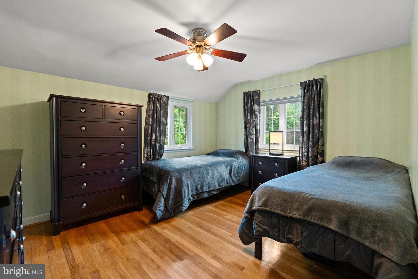 3210 OLD DOMINION BLVD, ALEXANDRIA, Virginia 22305, 3 Bedrooms Bedrooms, ,2 BathroomsBathrooms,Residential,For sale,3210 OLD DOMINION BLVD,VAAX2047952 MLS # VAAX2047952