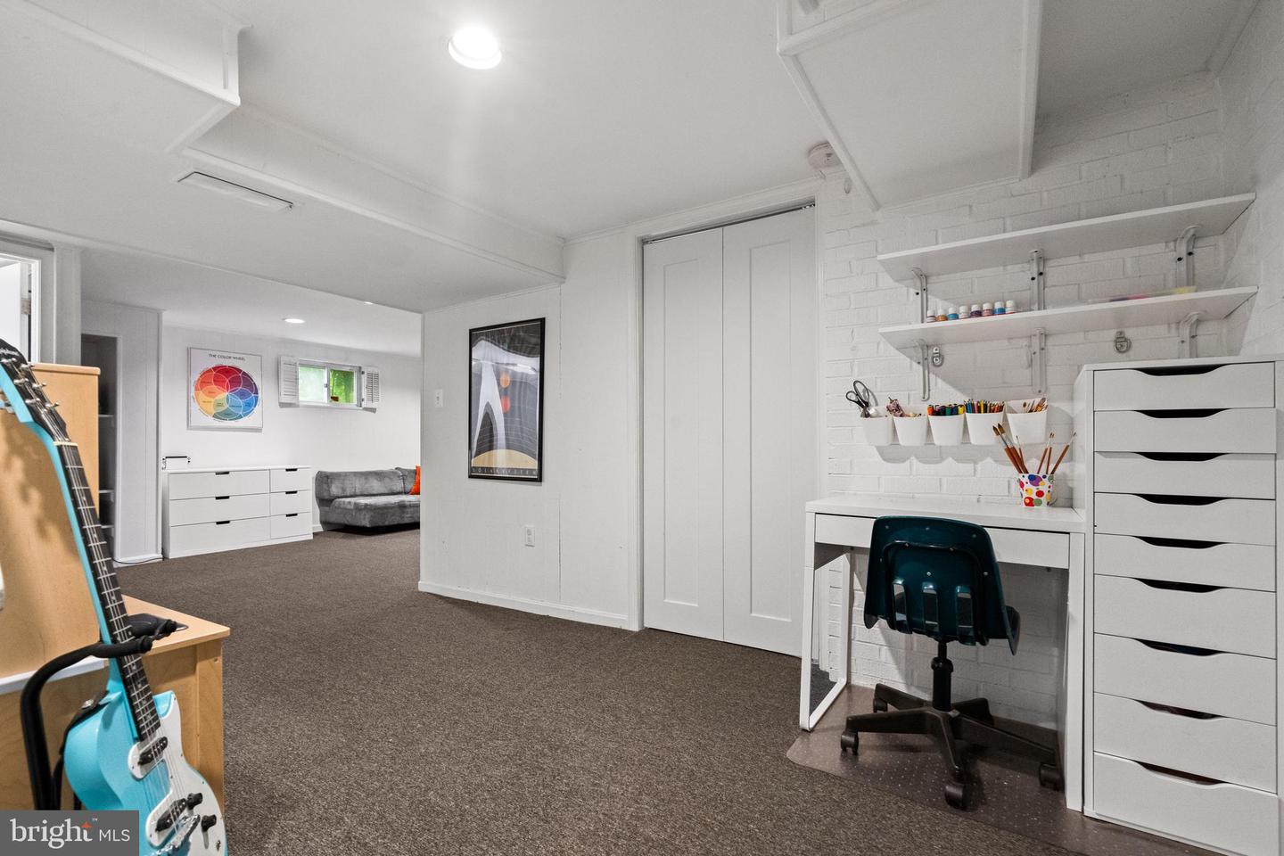 3210 OLD DOMINION BLVD, ALEXANDRIA, Virginia 22305, 3 Bedrooms Bedrooms, ,2 BathroomsBathrooms,Residential,For sale,3210 OLD DOMINION BLVD,VAAX2047952 MLS # VAAX2047952